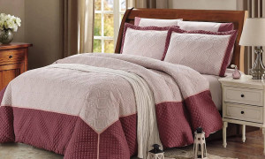 Deluxe Bed Conforter